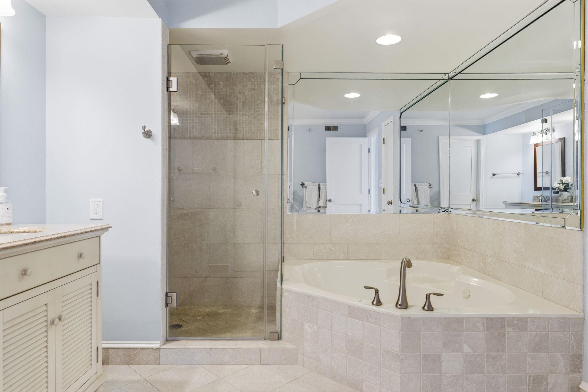 125 S Dunes Dr. Unit: 306