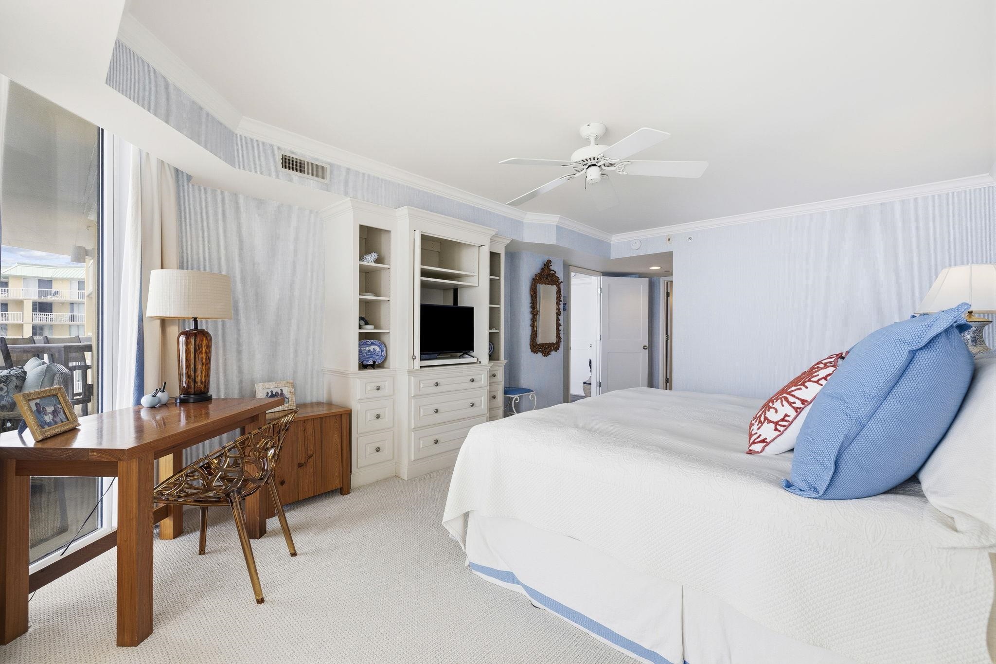 125 S Dunes Dr. Unit: 306