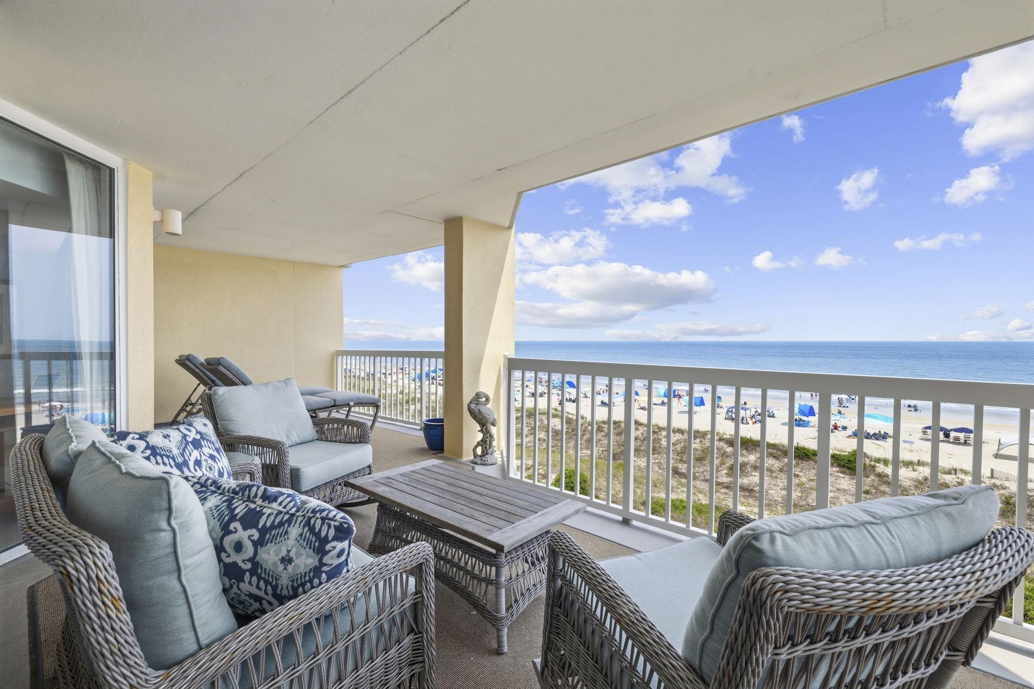 125 S Dunes Dr. Unit: 306