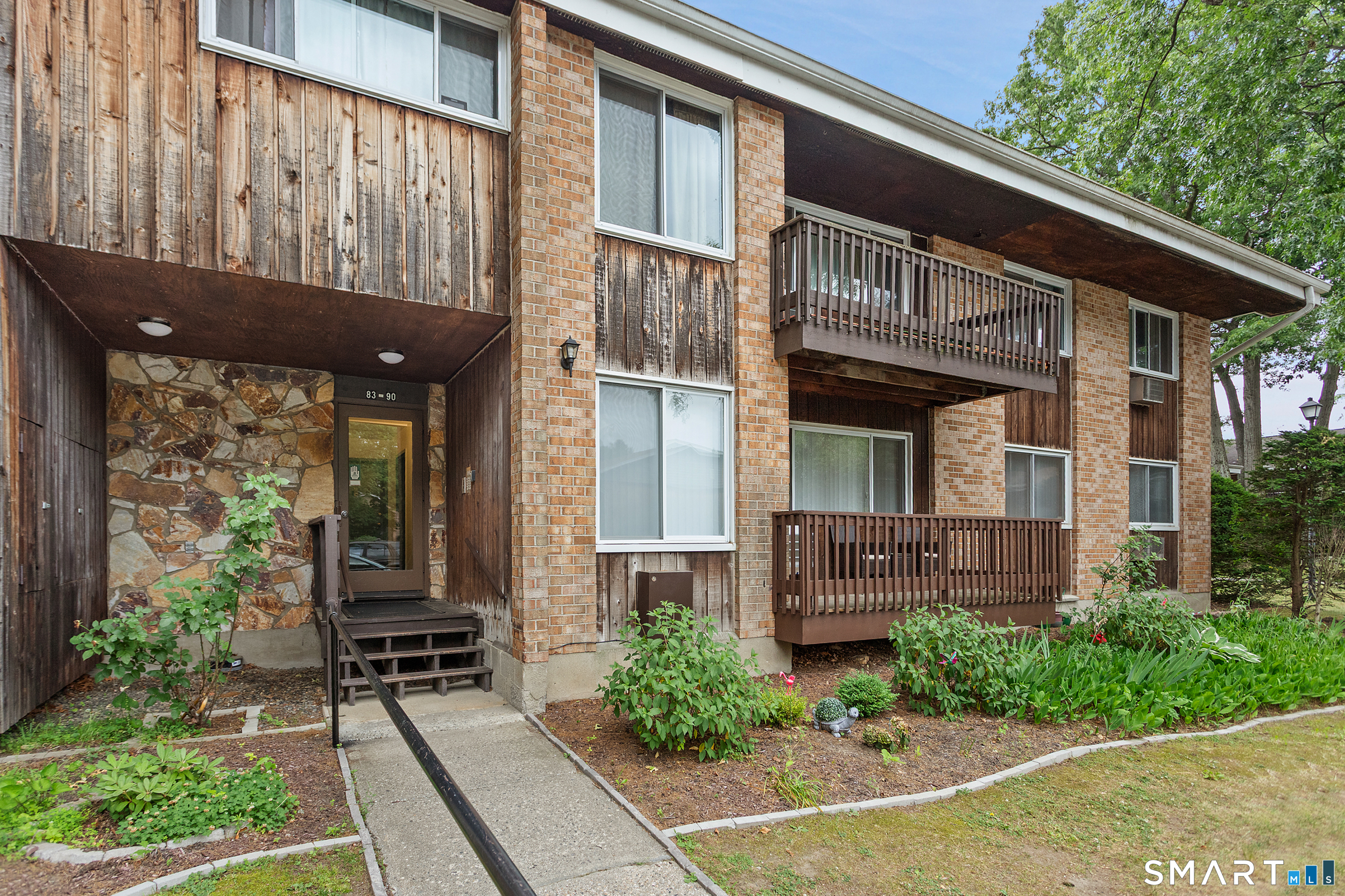 333 Vincellette Street 83