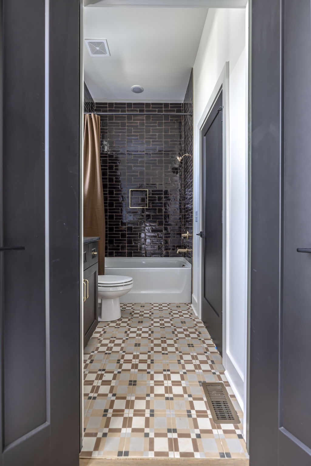 1612 County Hospital Rd Unit: The Bordeaux