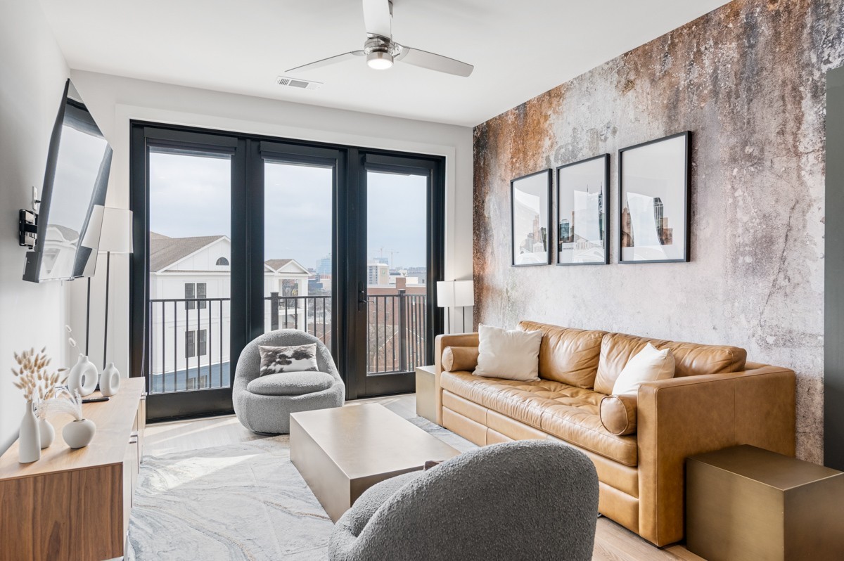 303 31st Ave, N Unit: 512