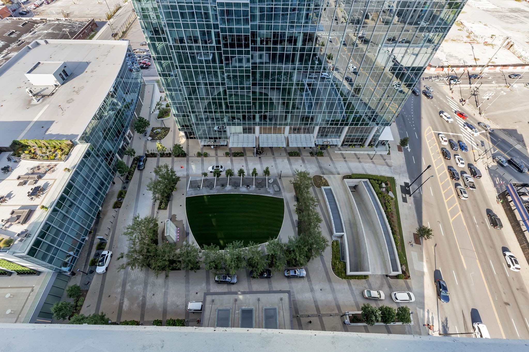 1616 West End Avenue Unit: 1705