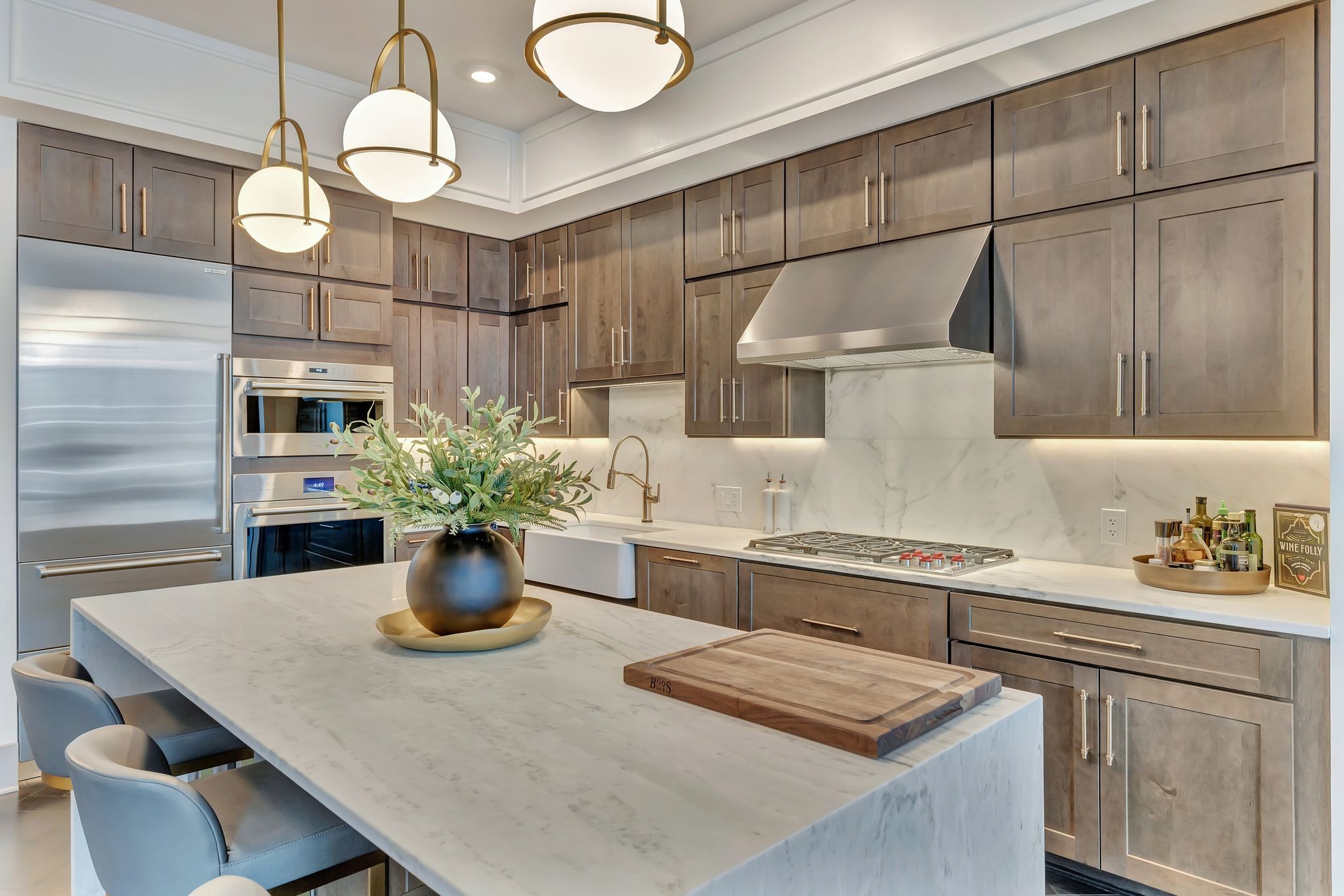 1616 West End Avenue Unit: 1705