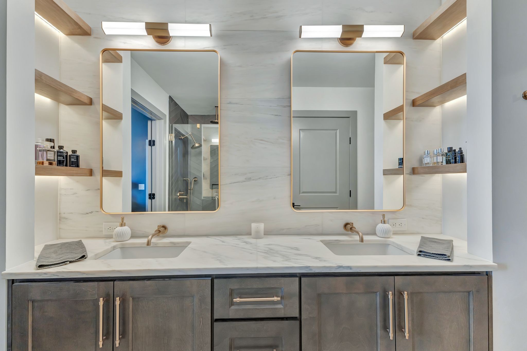 1616 West End Avenue Unit: 1705