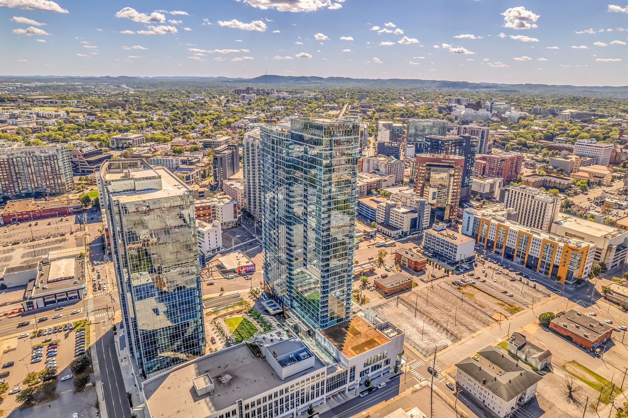 1616 West End Avenue Unit: 1705