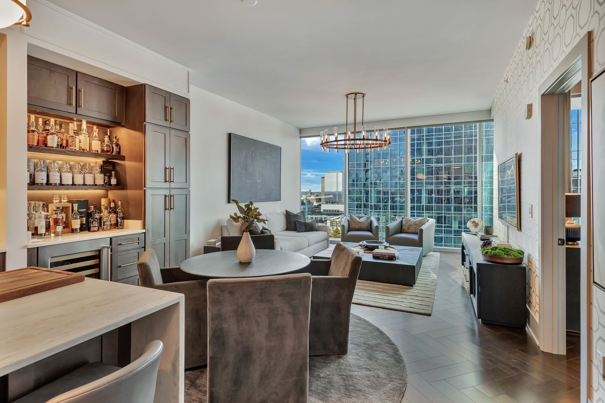 1616 West End Avenue Unit: 1705