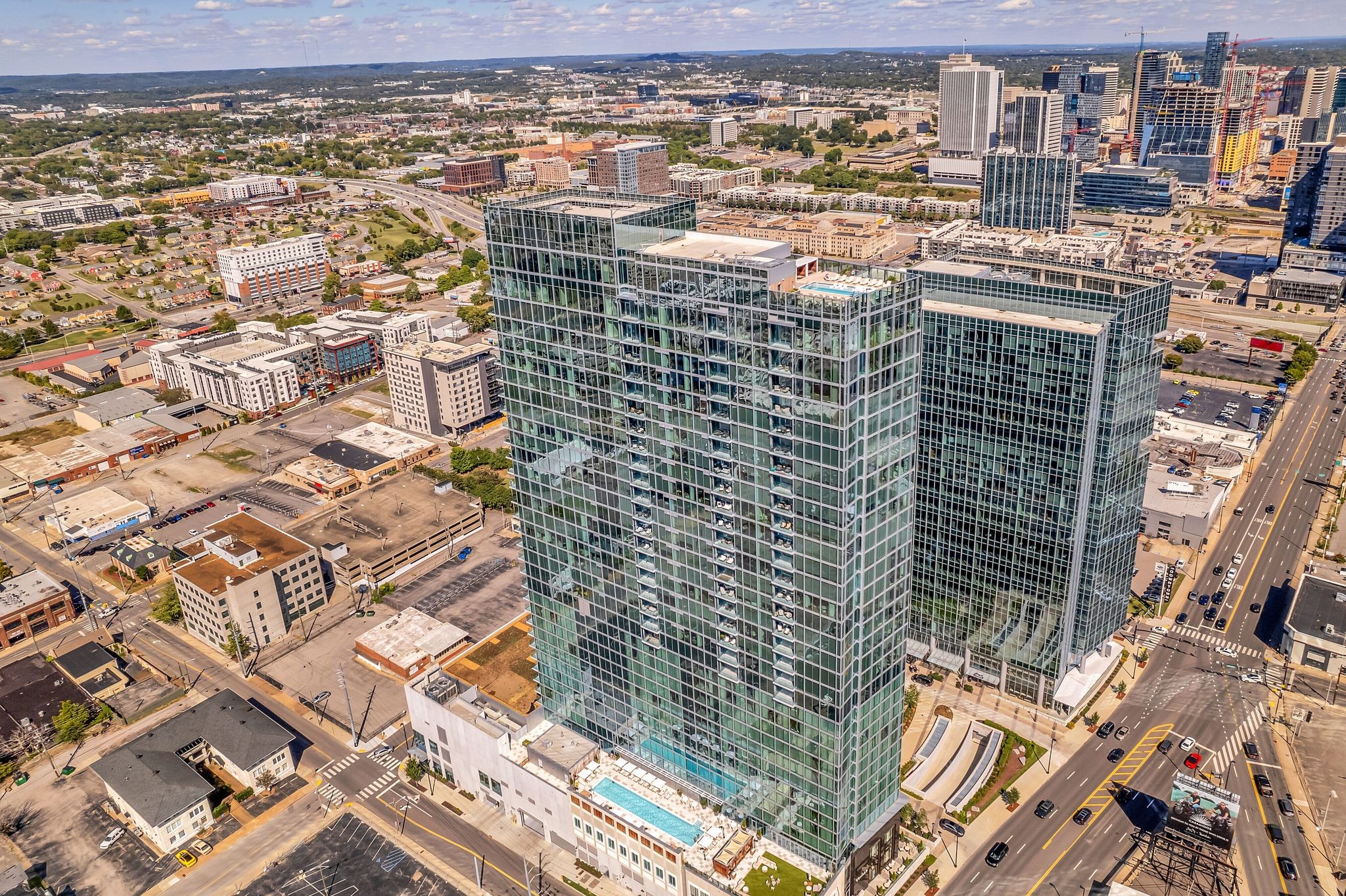 1616 West End Avenue Unit: 1705