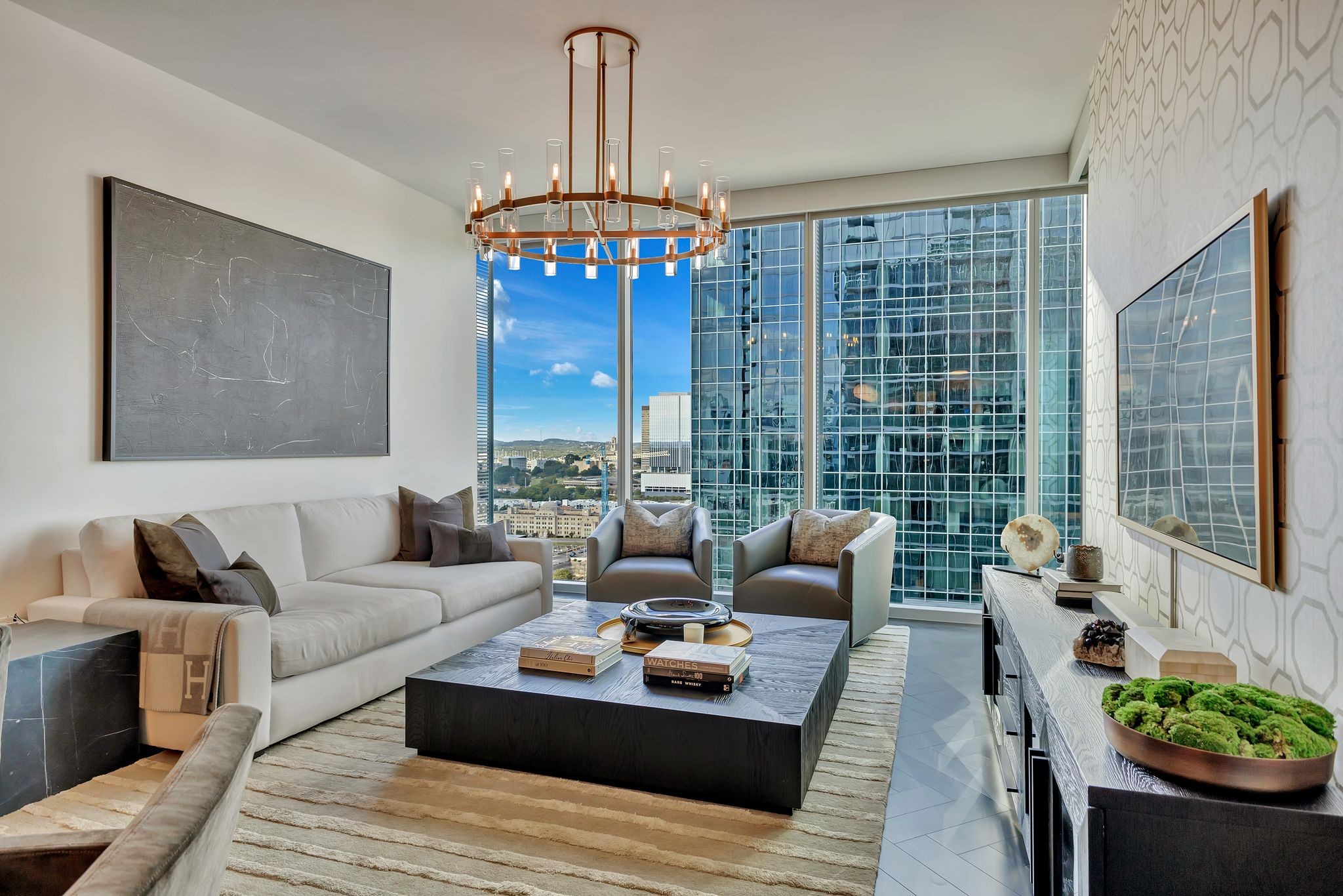 1616 West End Avenue Unit: 1705