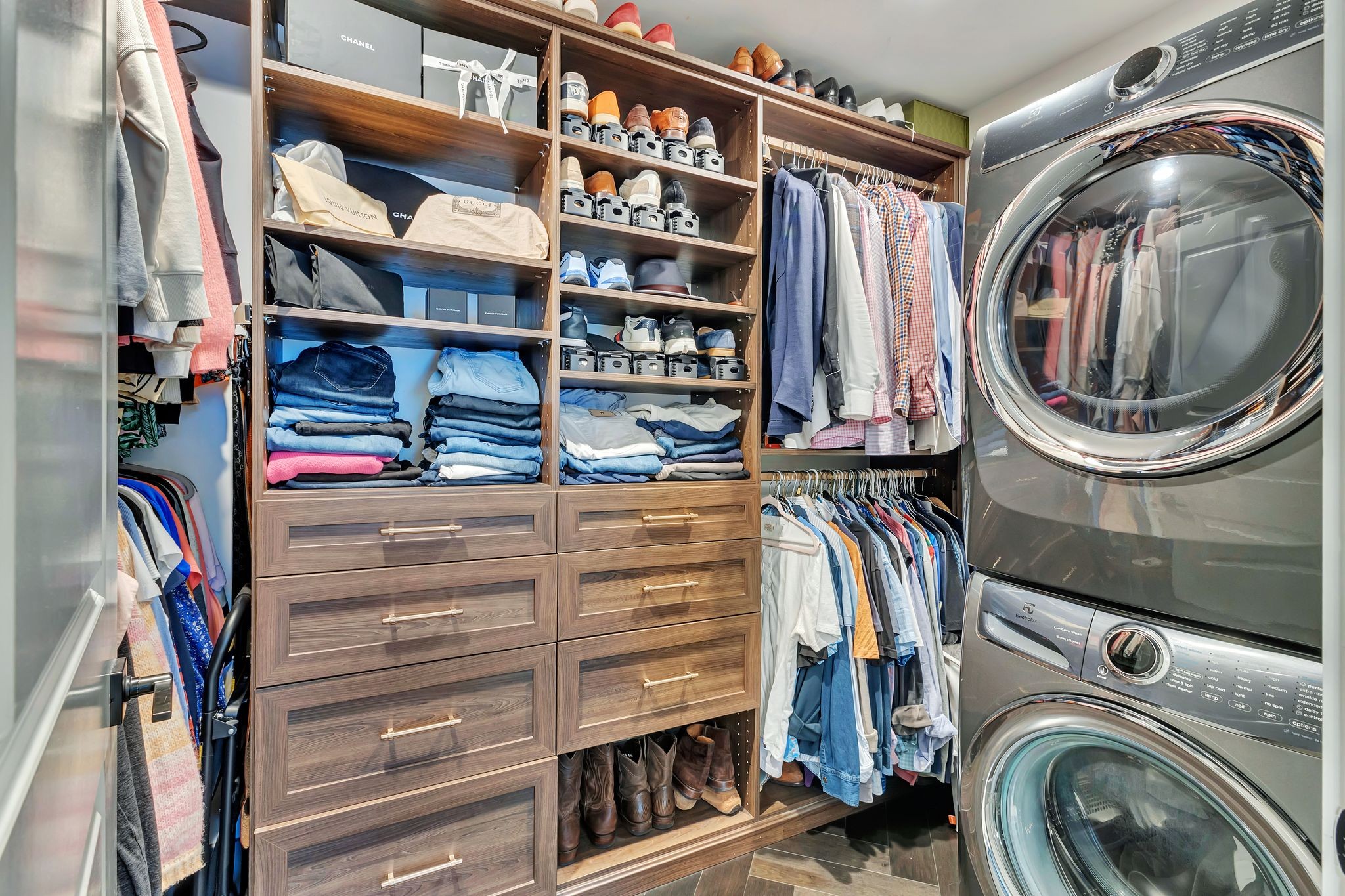 1616 West End Avenue Unit: 1705