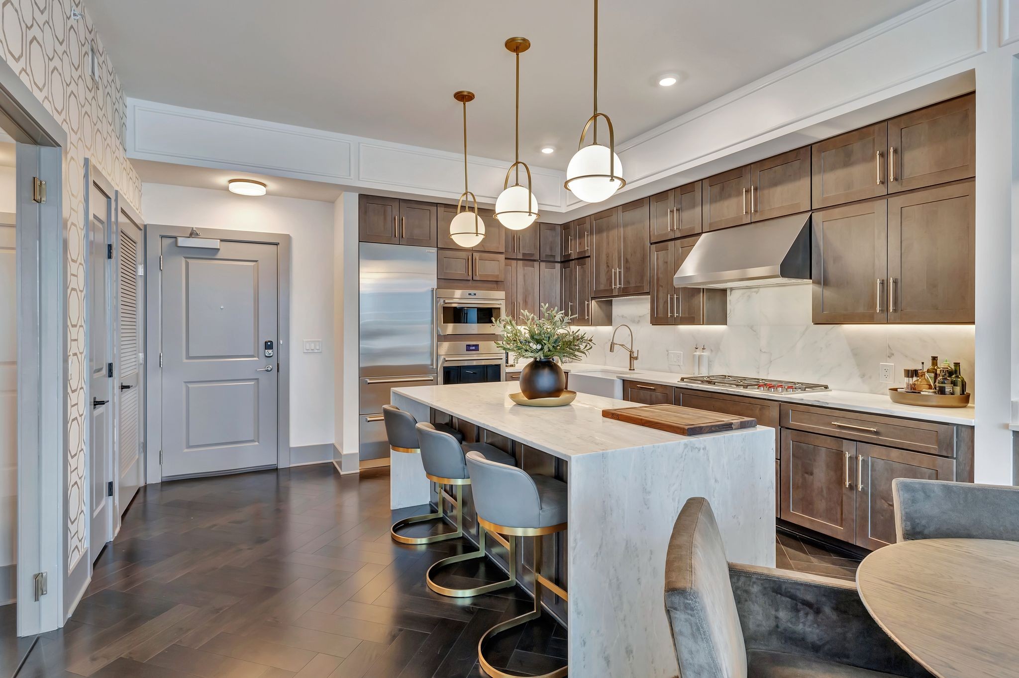 1616 West End Avenue Unit: 1705