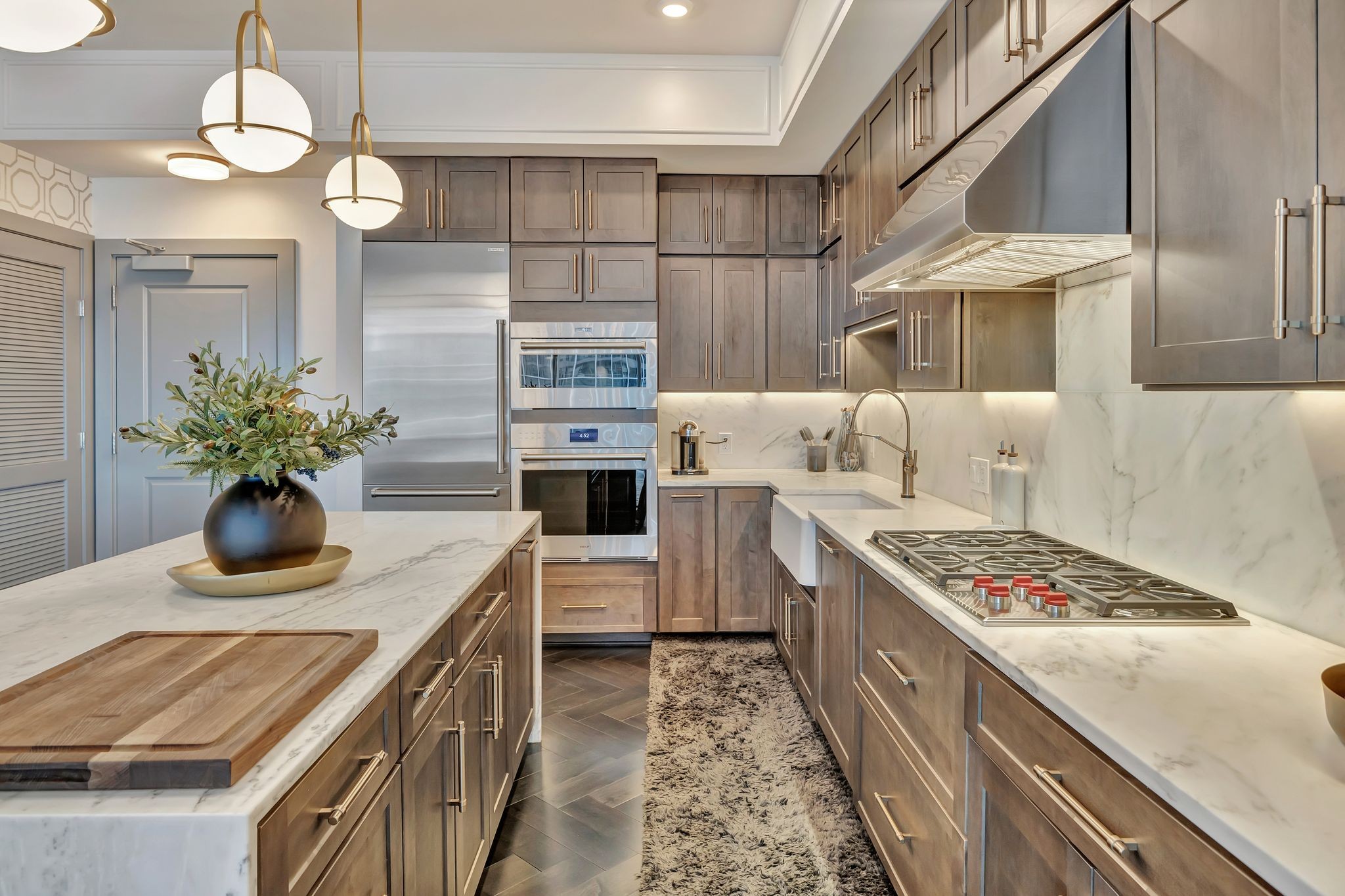 1616 West End Avenue Unit: 1705