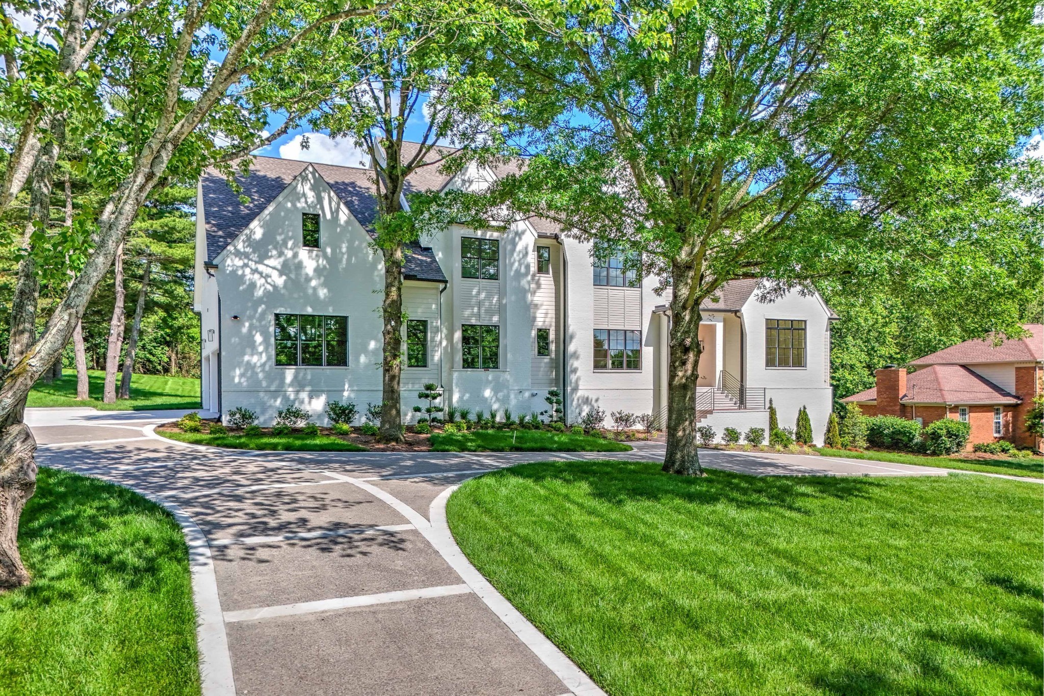 810 Steeplechase Dr