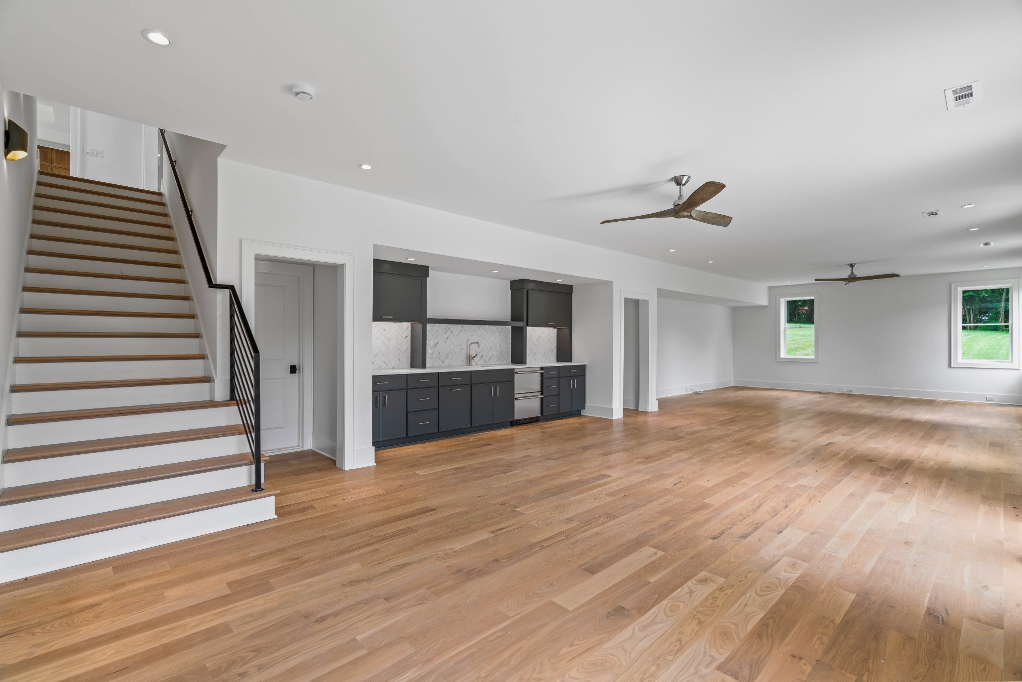 810 Steeplechase Dr