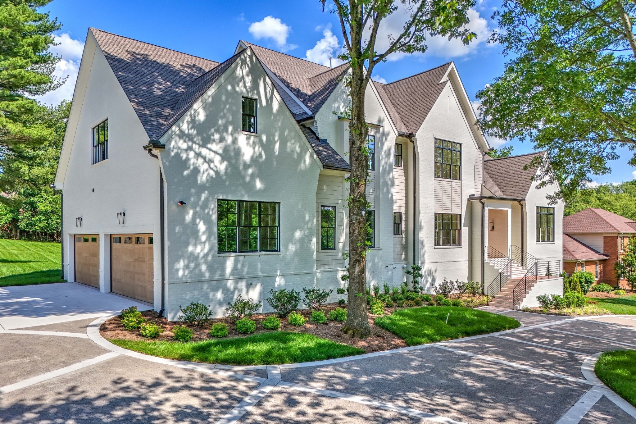 810 Steeplechase Dr
