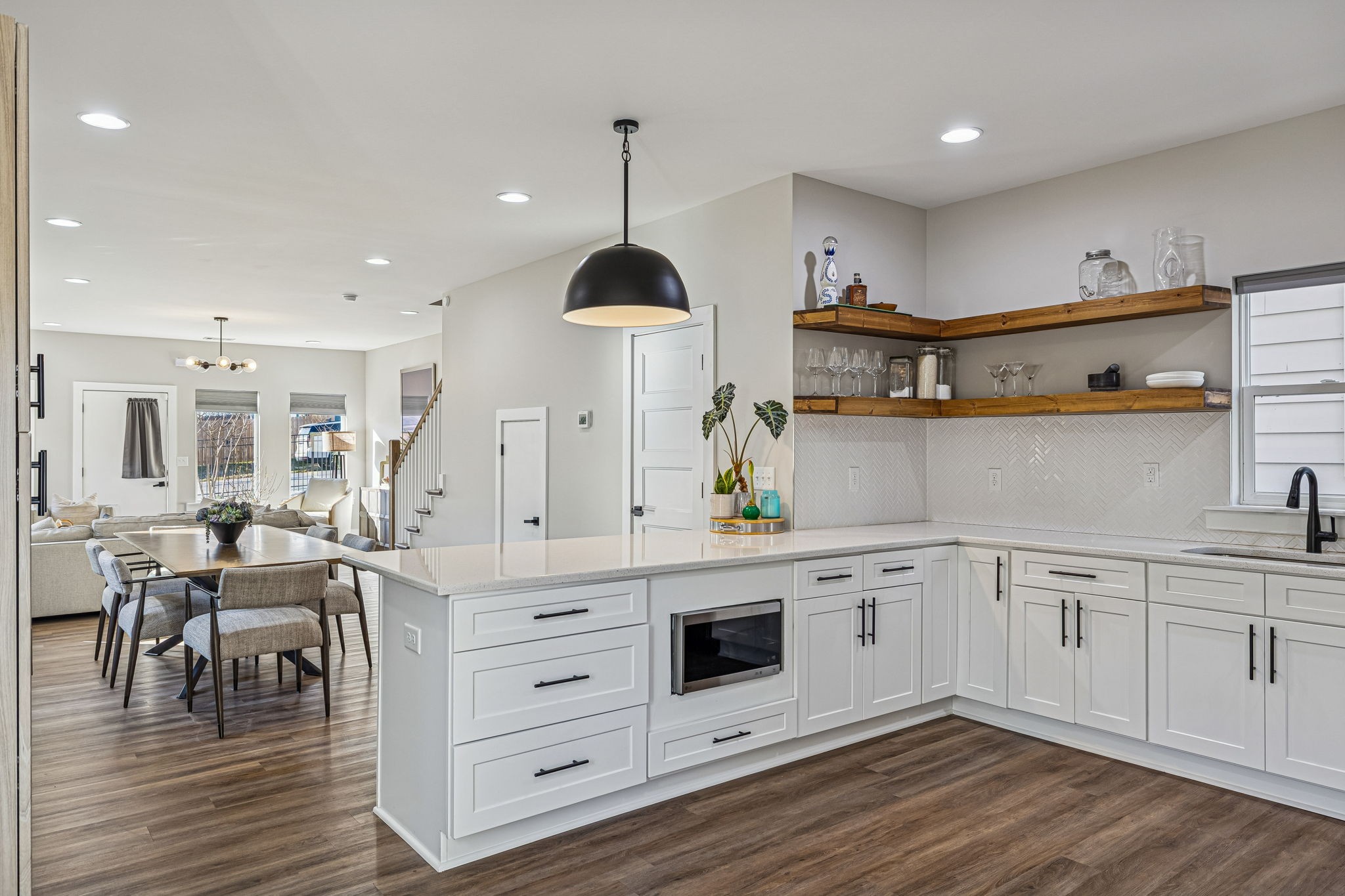 1732 25th Ave, N Unit: A