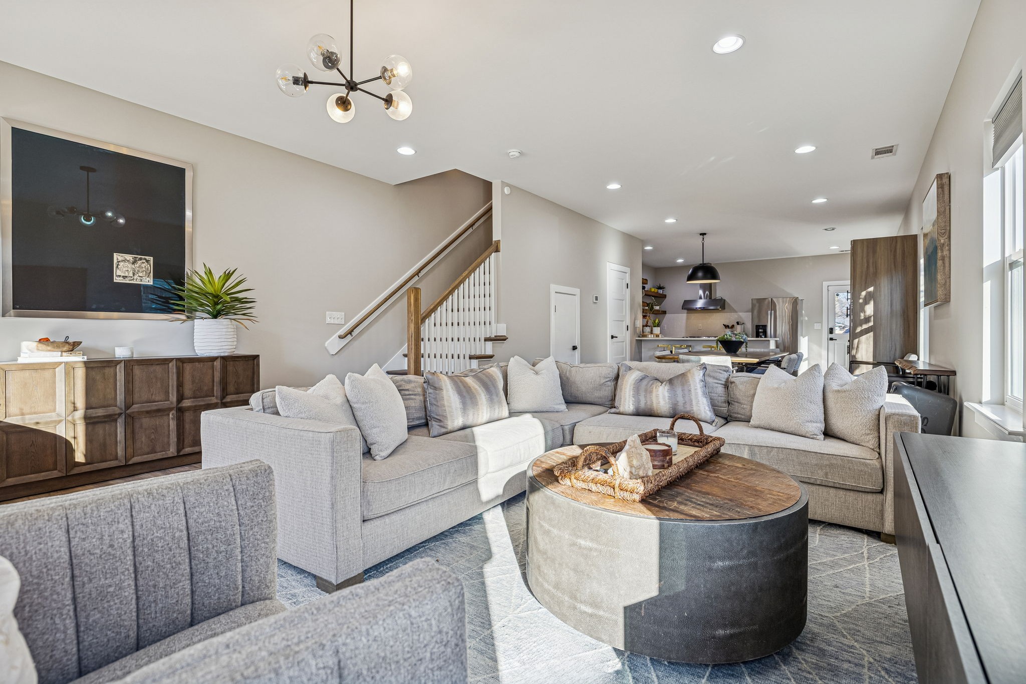 1732 25th Ave, N Unit: A