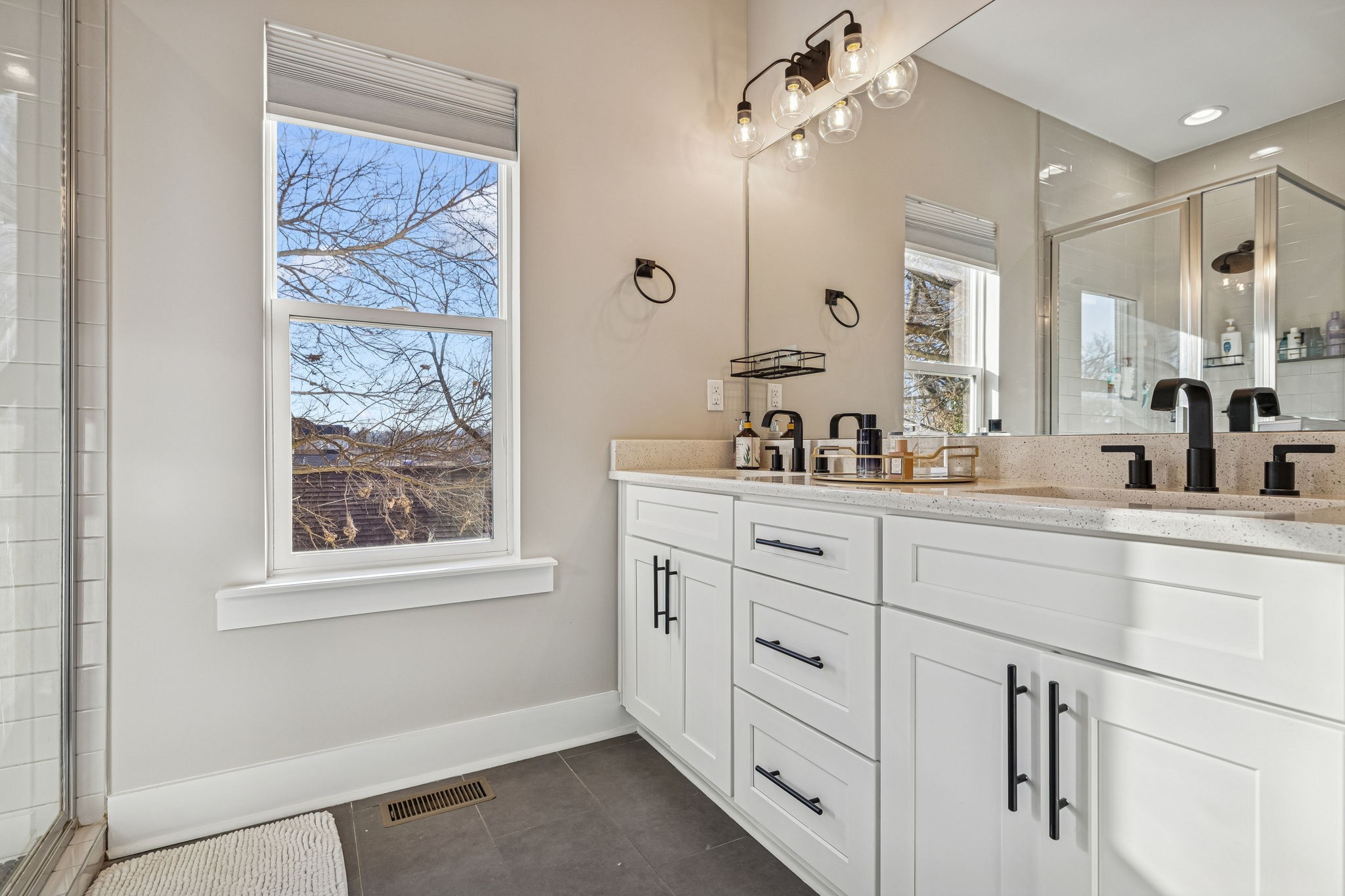 1732 25th Ave, N Unit: A