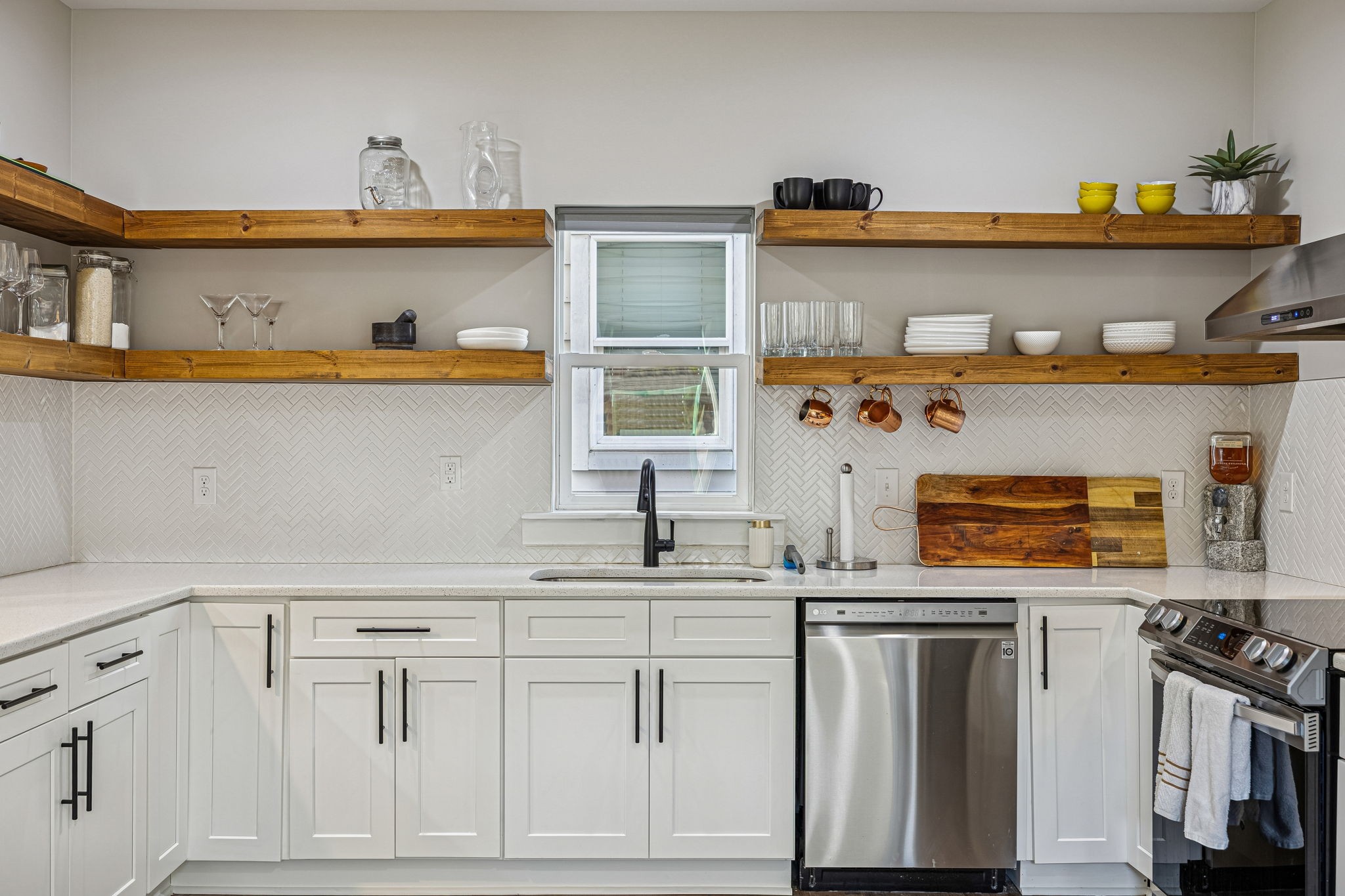 1732 25th Ave, N Unit: A