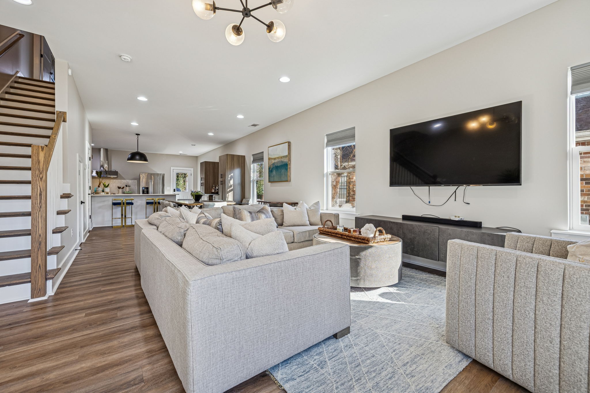 1732 25th Ave, N Unit: A