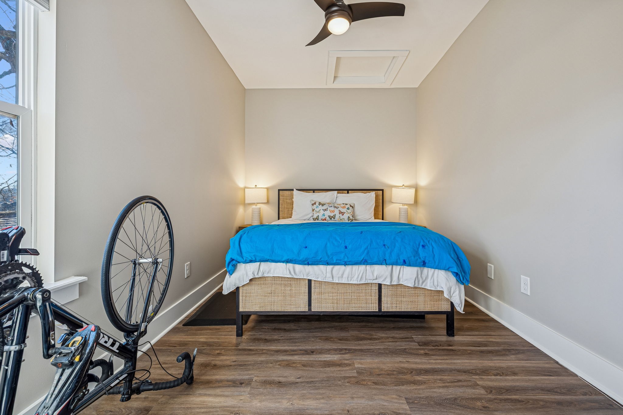 1732 25th Ave, N Unit: A