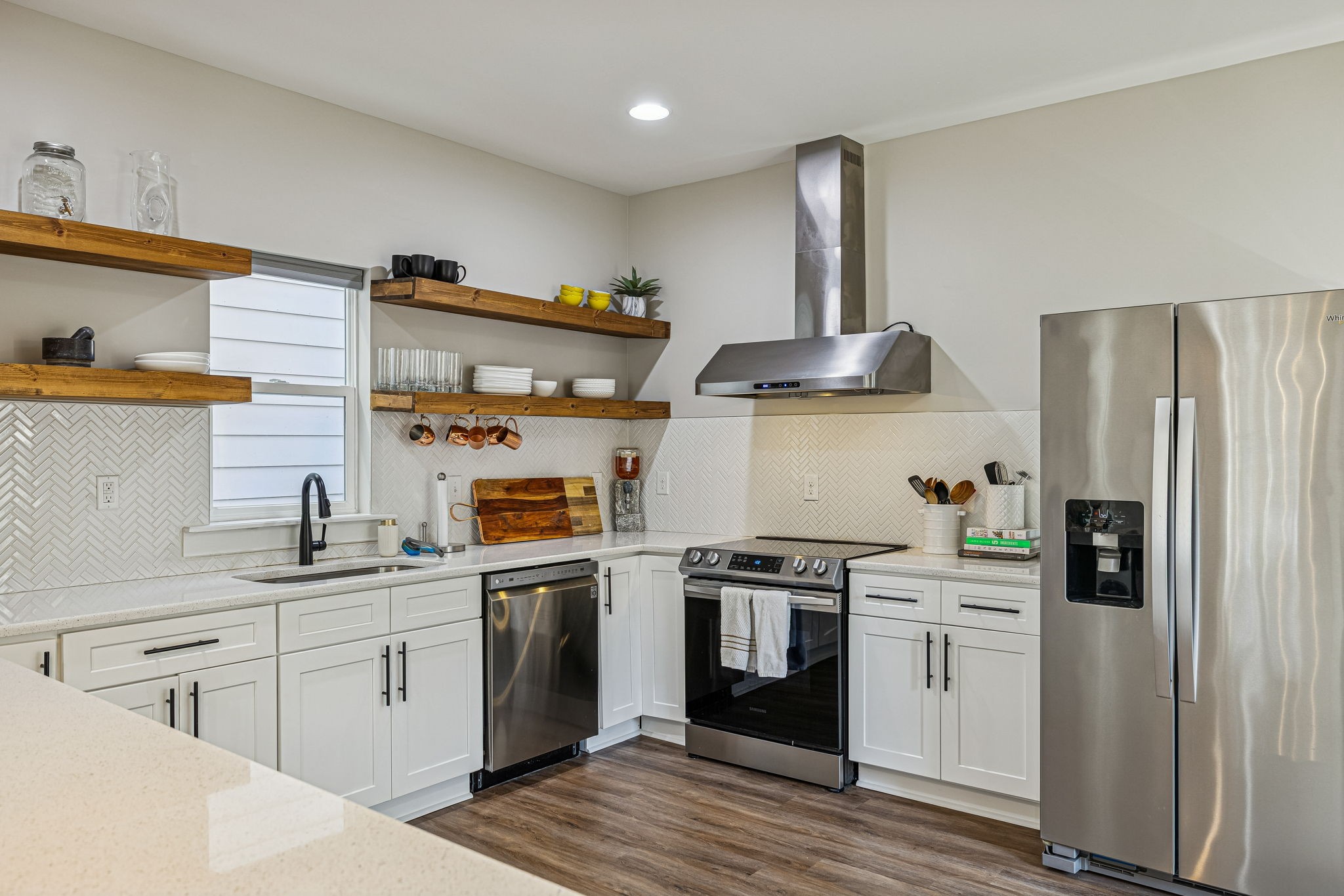 1732 25th Ave, N Unit: A