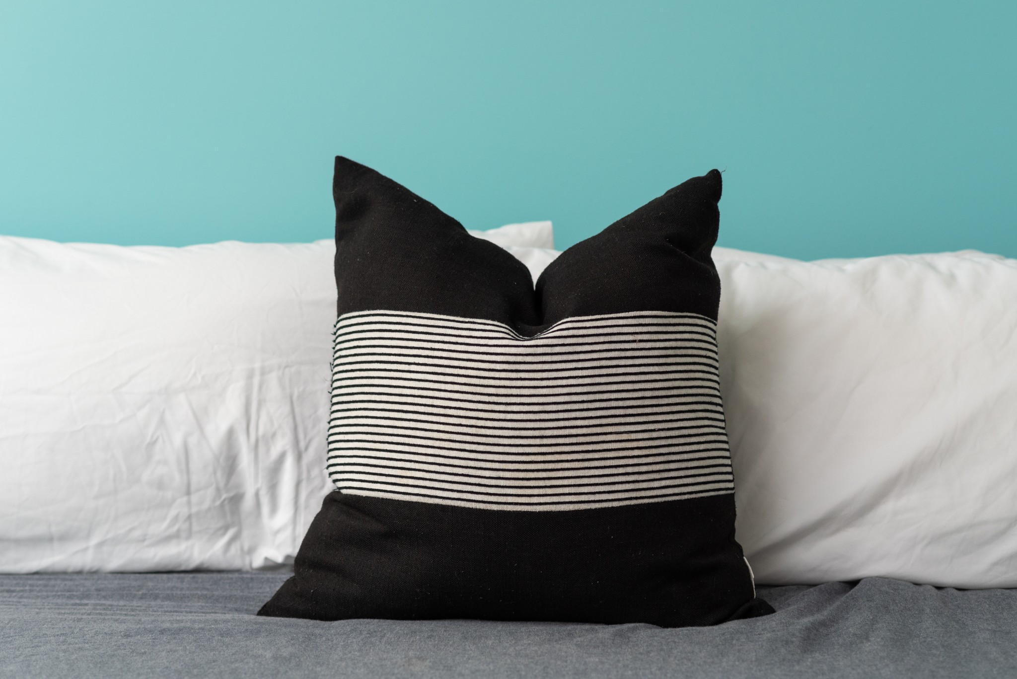 1027 E Trinity Ln Unit: 7