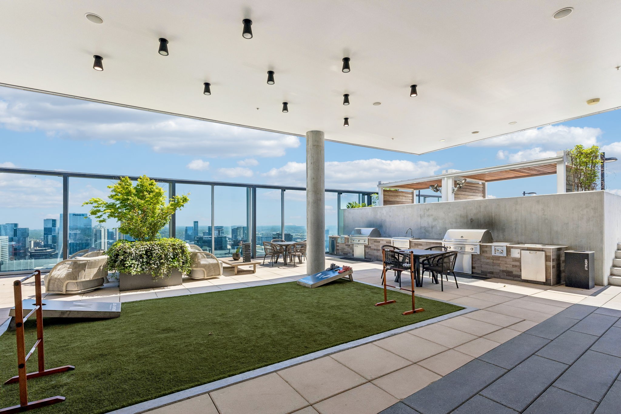 1616 West End Ave Unit: 2303