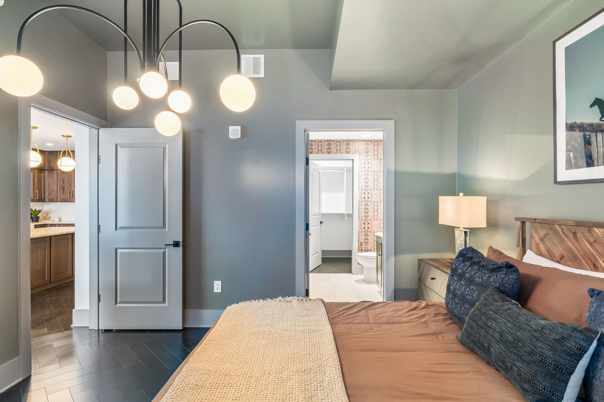 1616 West End Ave Unit: 2303