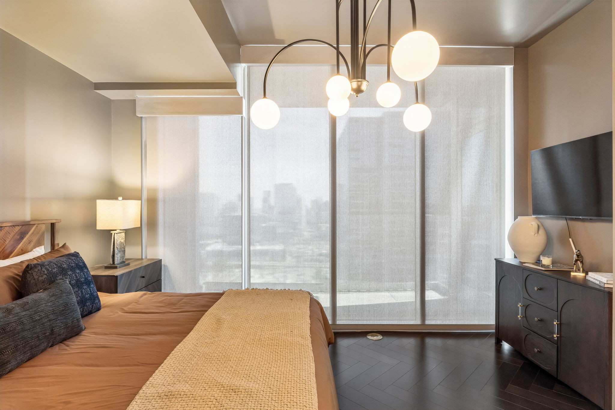 1616 West End Ave Unit: 2303