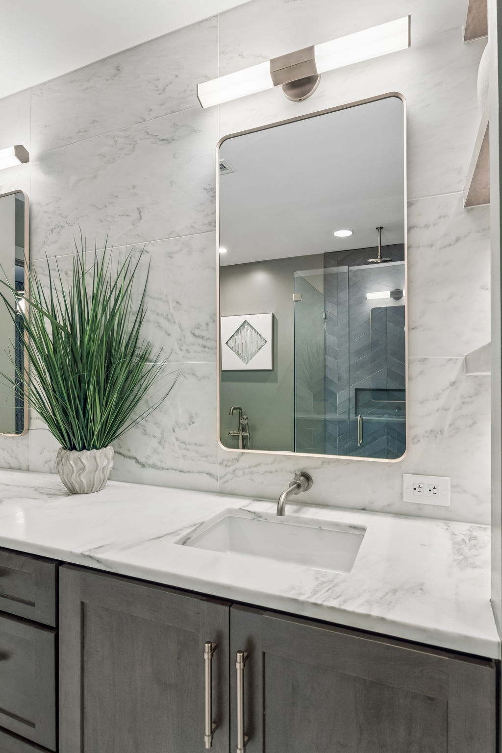 1616 West End Ave Unit: 2303