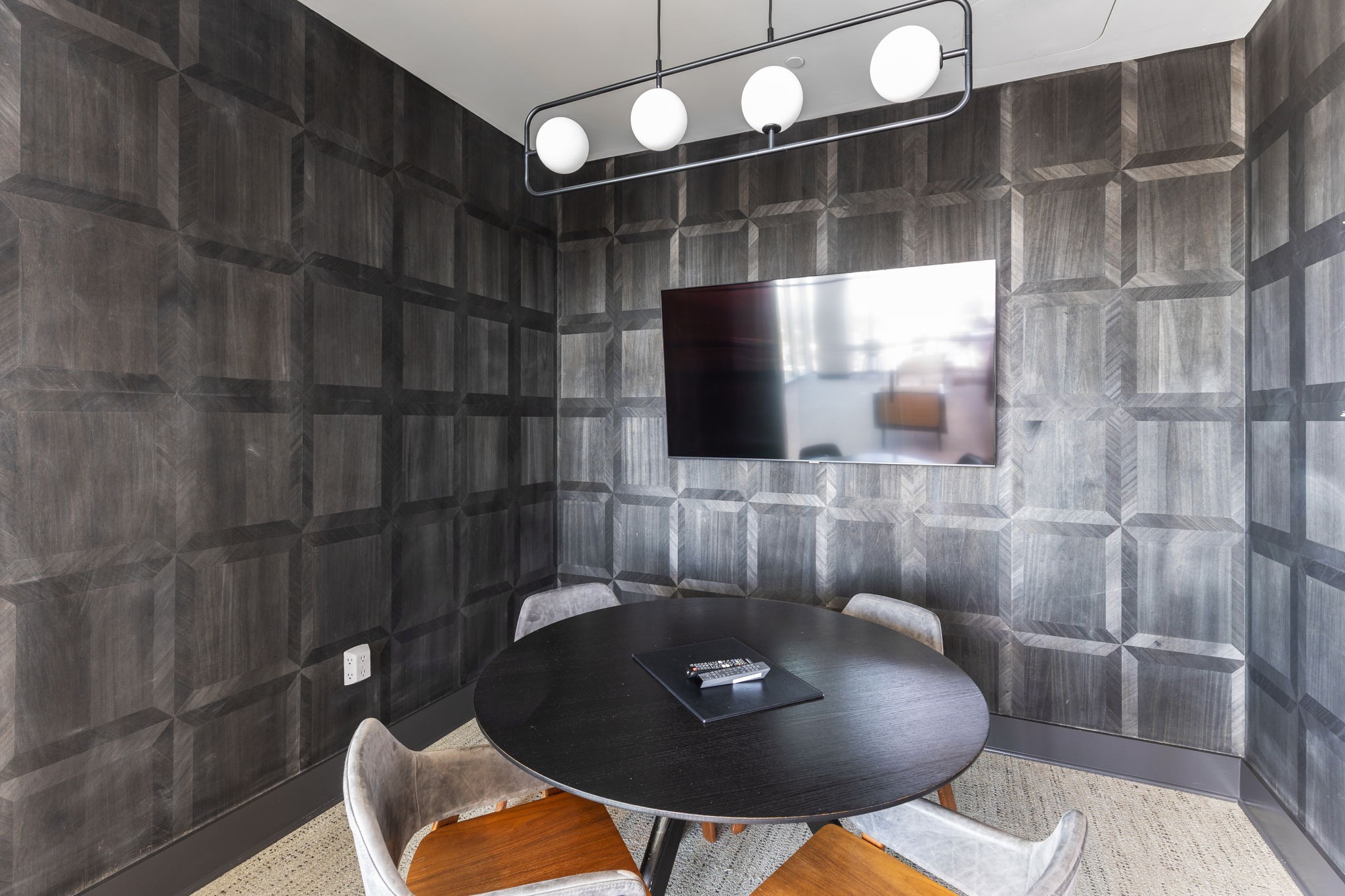 1616 West End Ave Unit: 2303