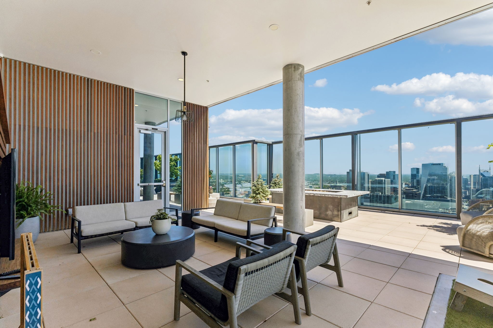 1616 West End Ave Unit: 2303