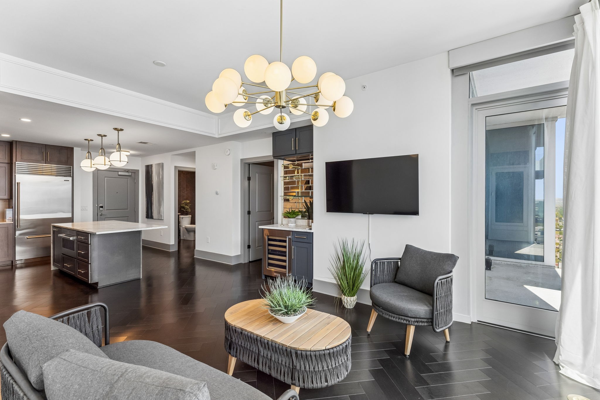 1616 West End Ave Unit: 2303