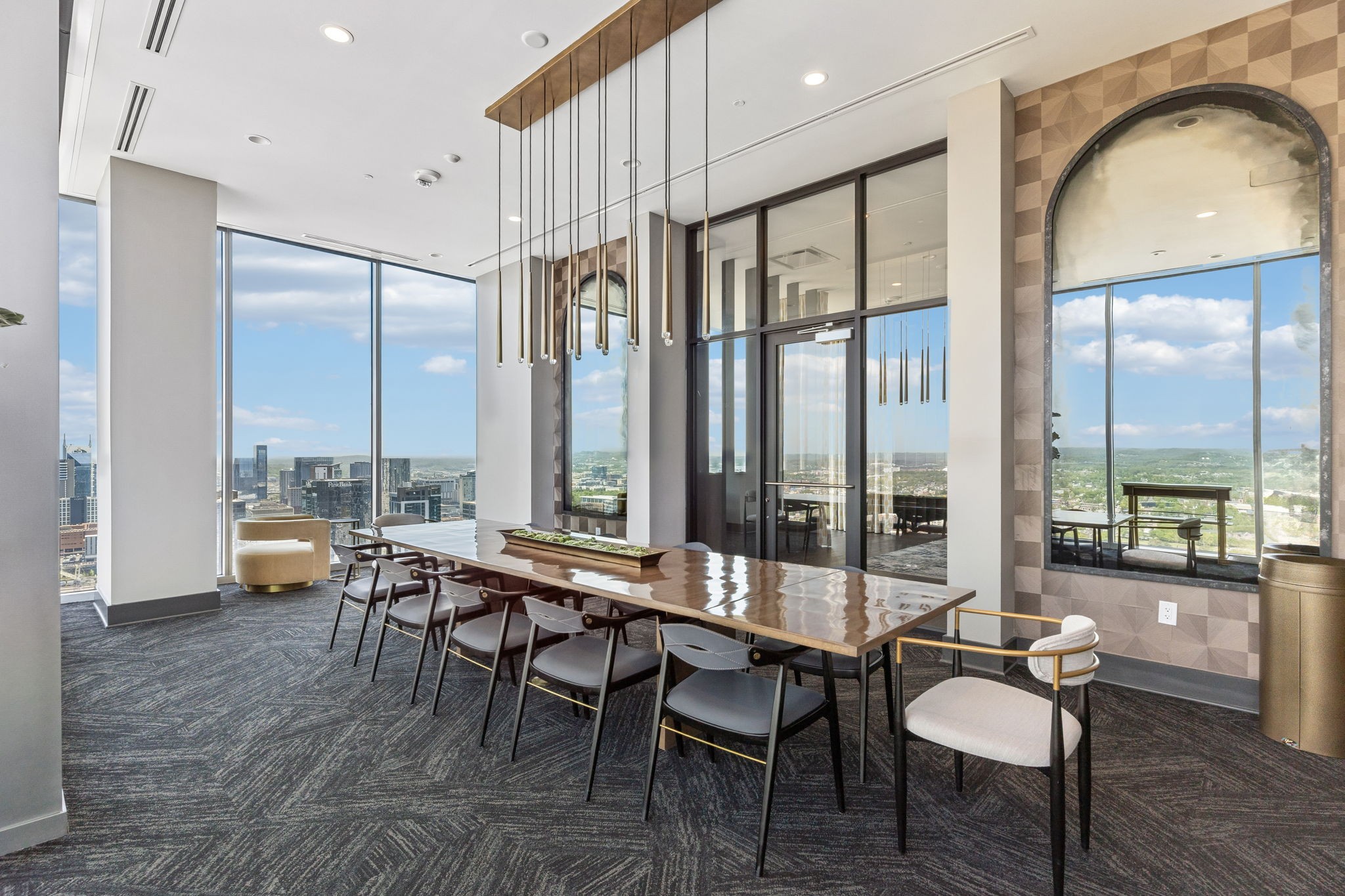 1616 West End Ave Unit: 2303