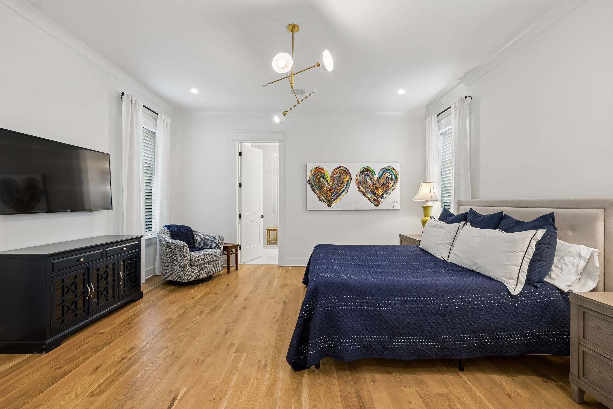 328 Kelly Glenn Ct
