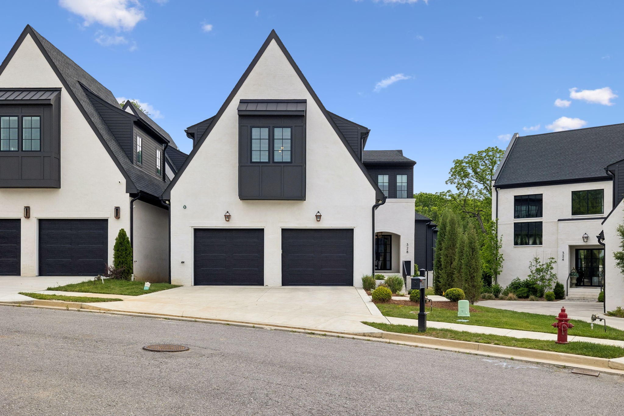 328 Kelly Glenn Ct