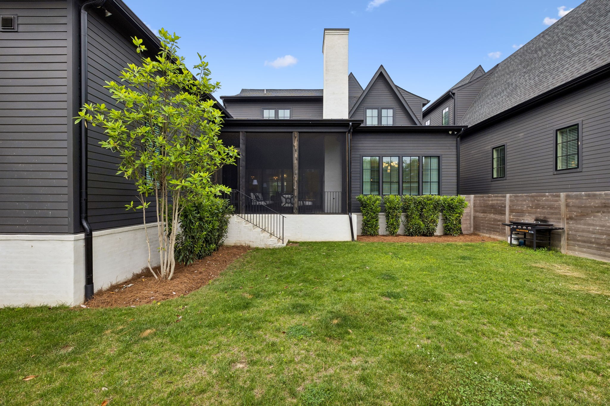 328 Kelly Glenn Ct