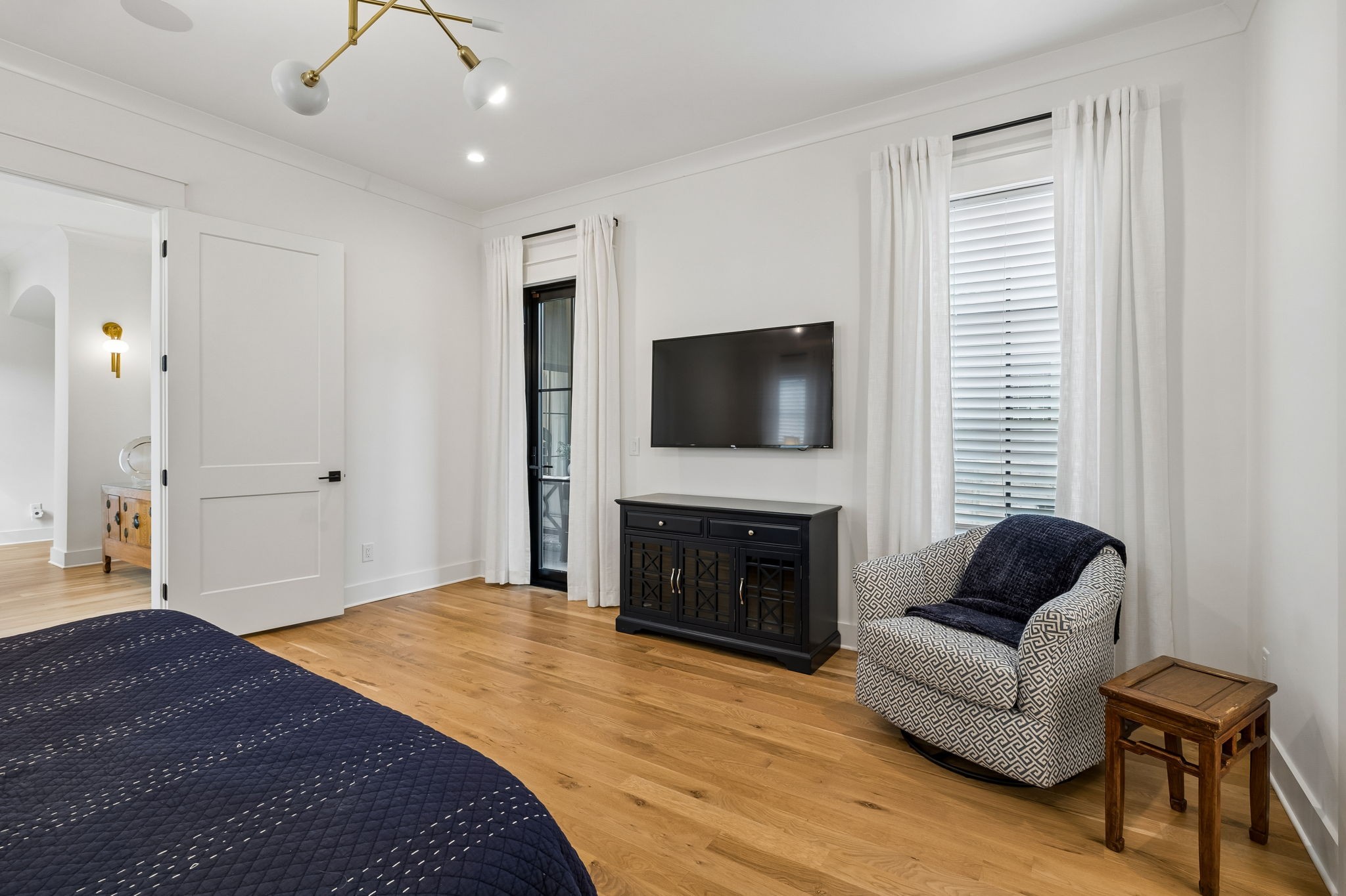 328 Kelly Glenn Ct