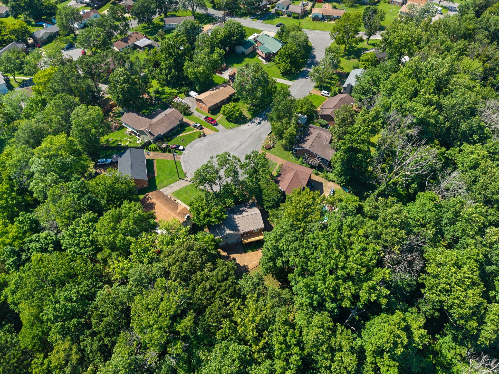 821 Luxemburg Dr