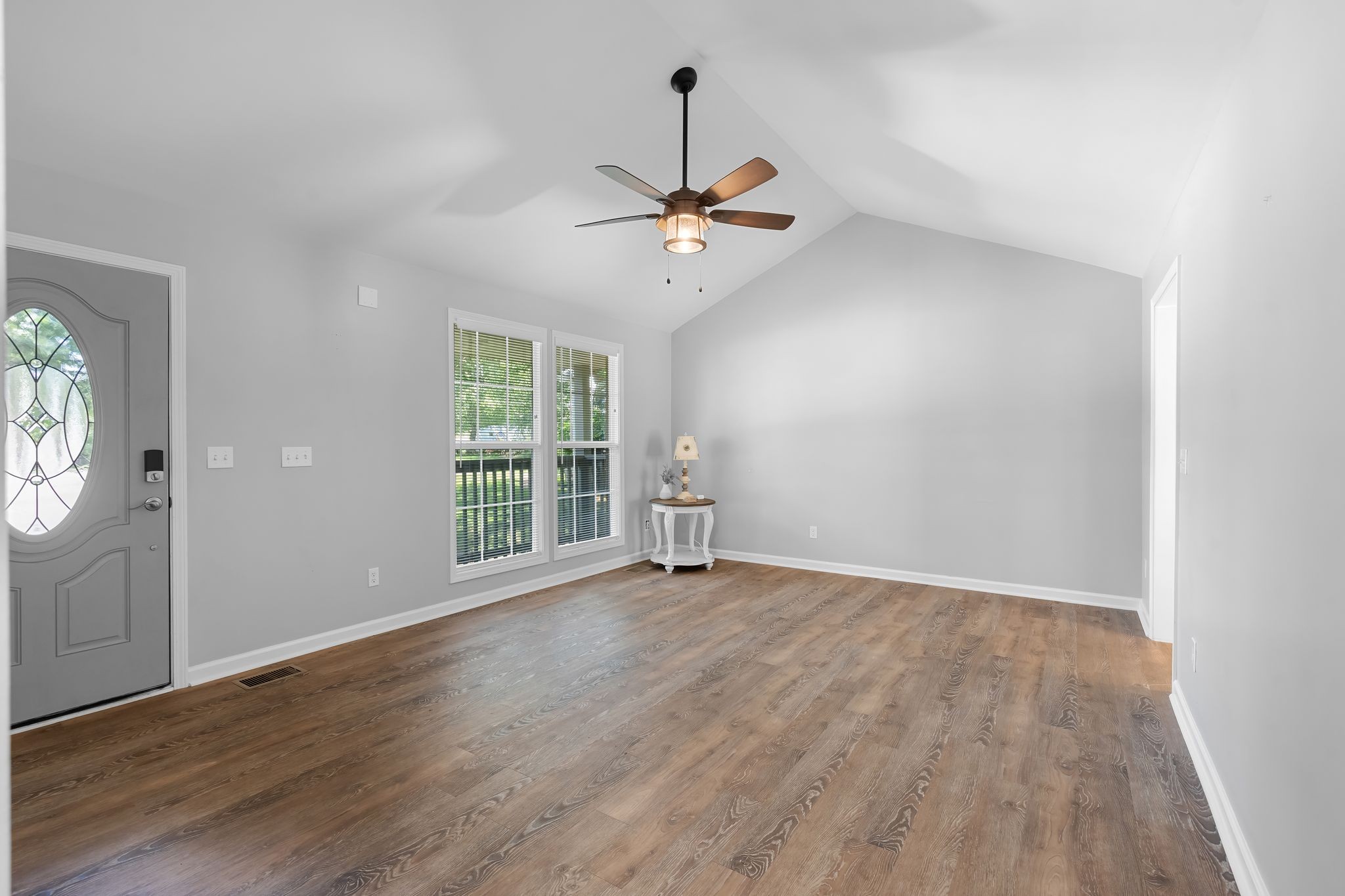 821 Luxemburg Dr