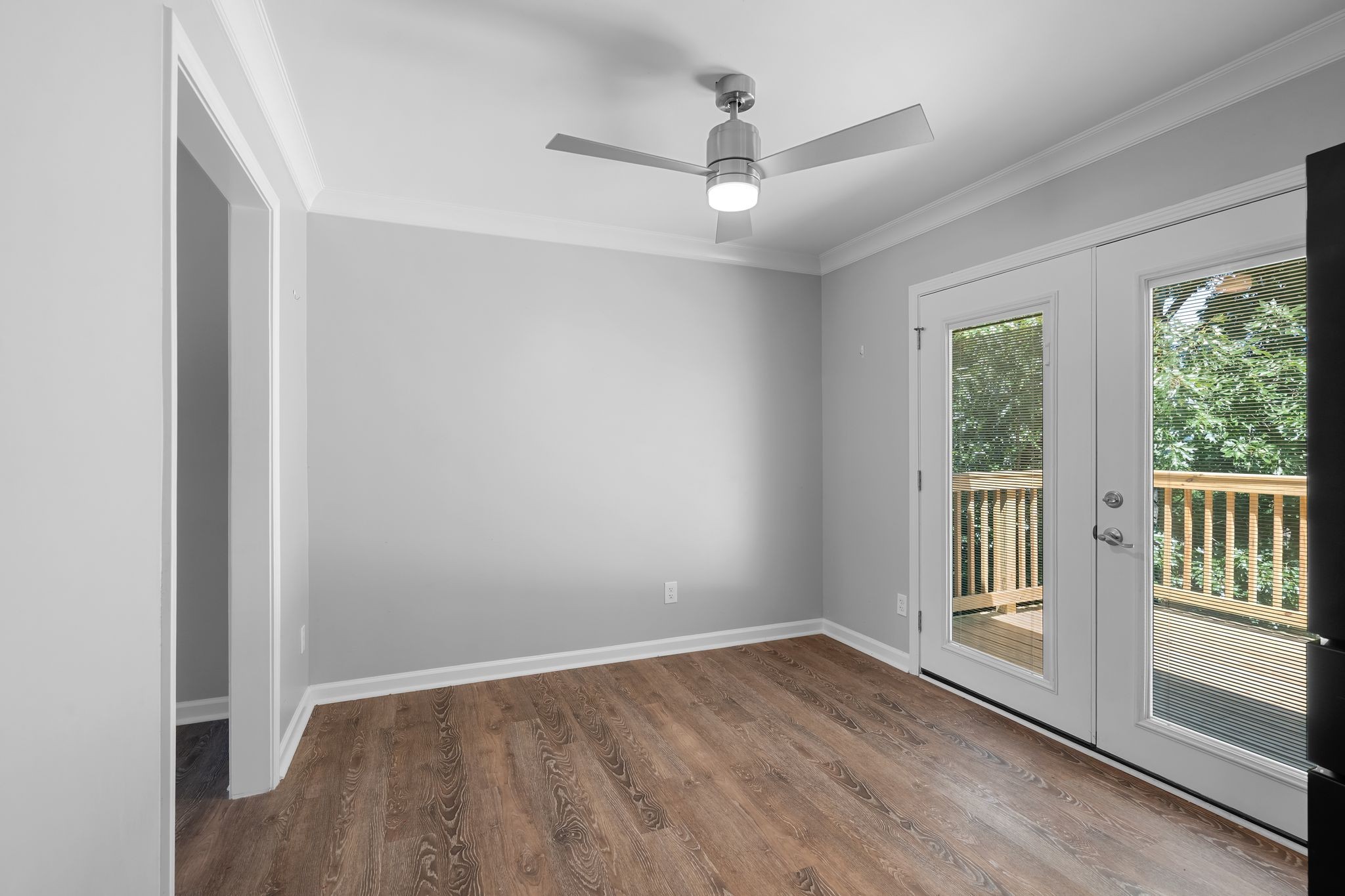 821 Luxemburg Dr