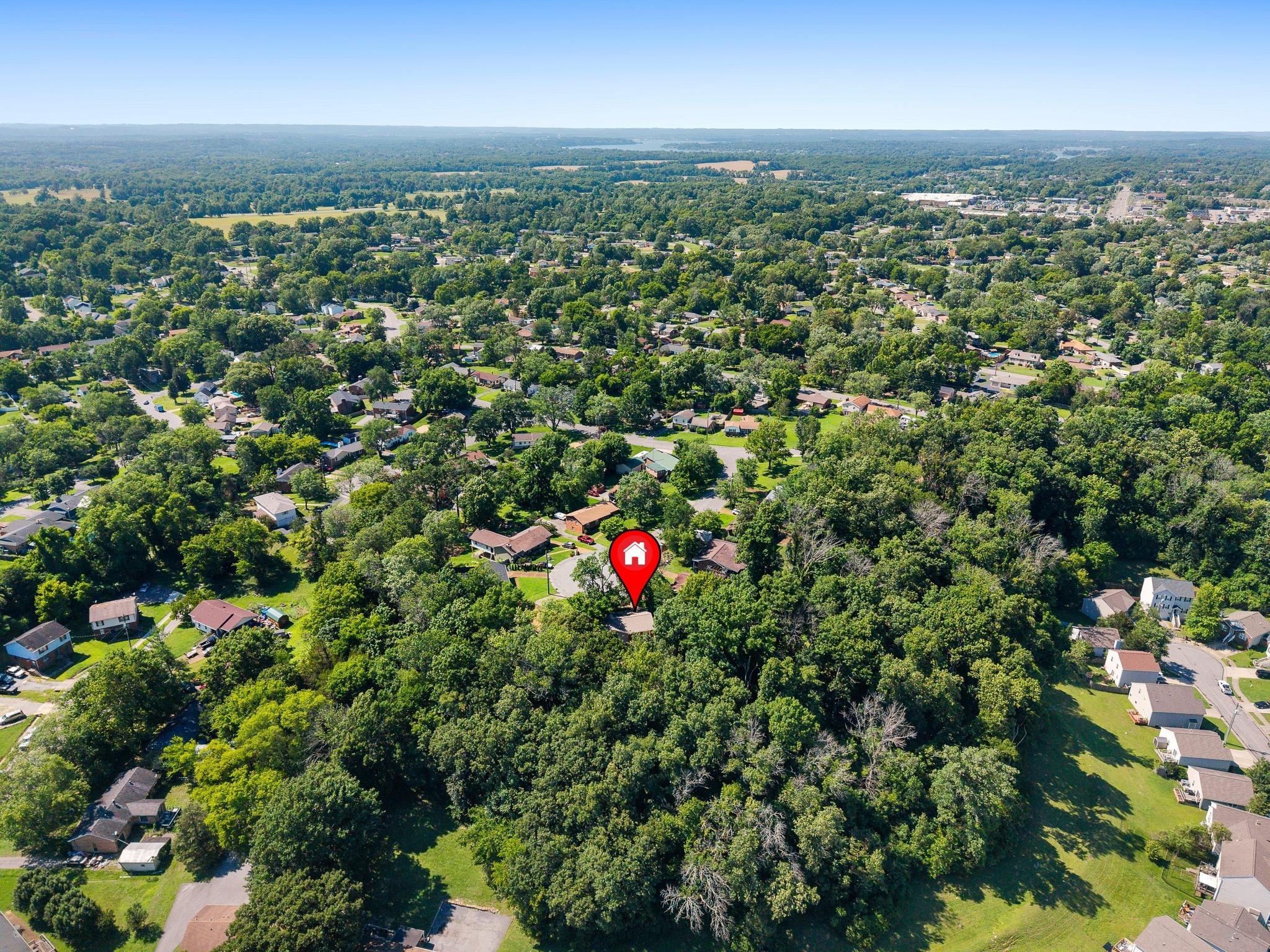 821 Luxemburg Dr