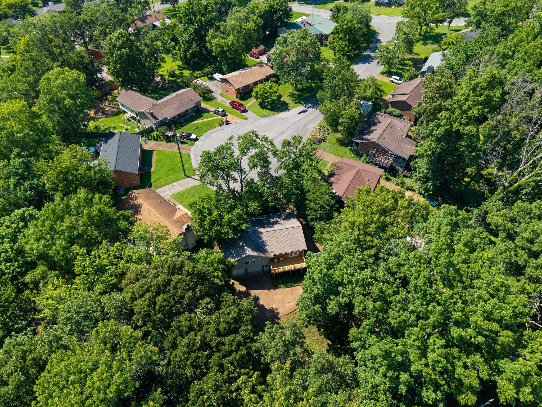 821 Luxemburg Dr