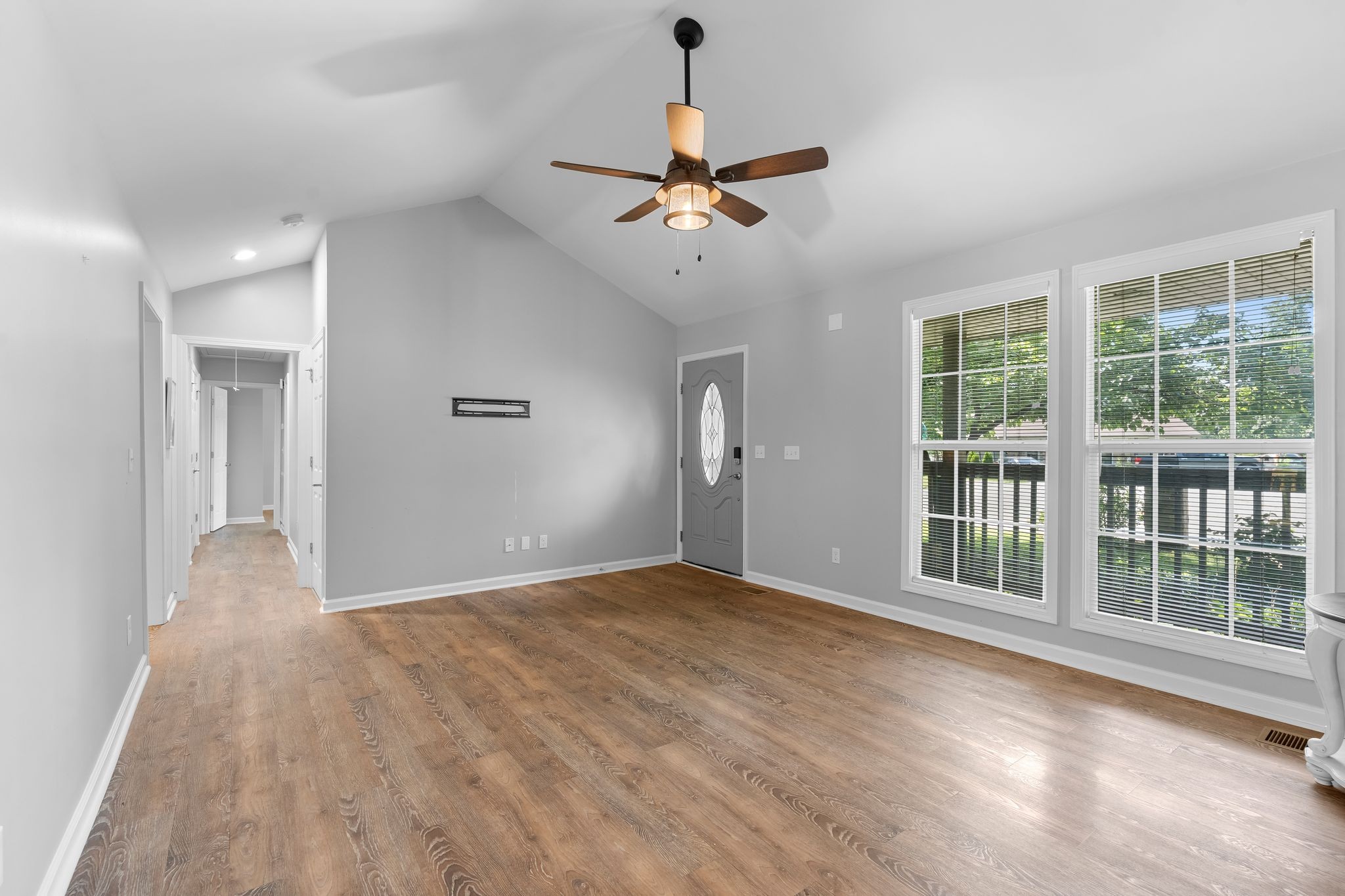 821 Luxemburg Dr