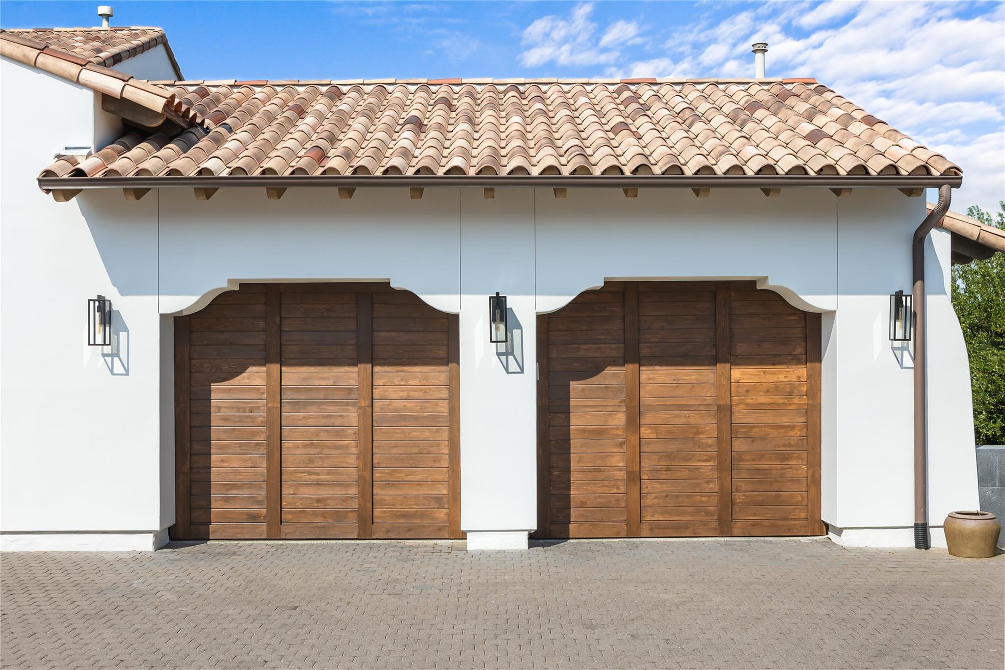 4500 Peralta LN