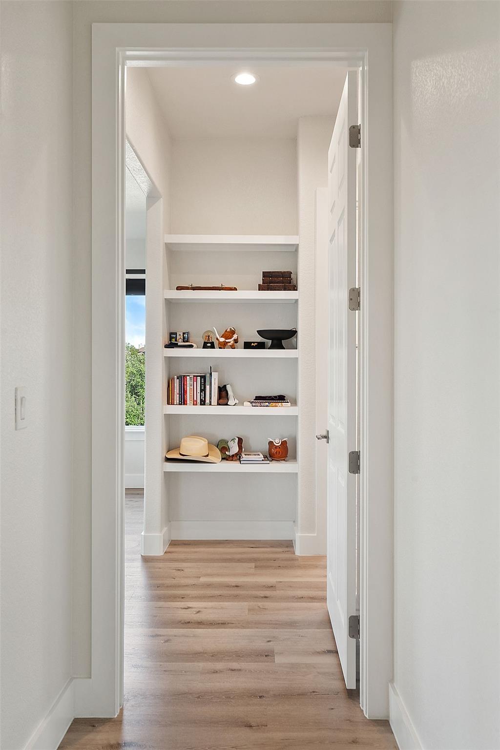 20704 Leaning Oak DR, Lago Vista