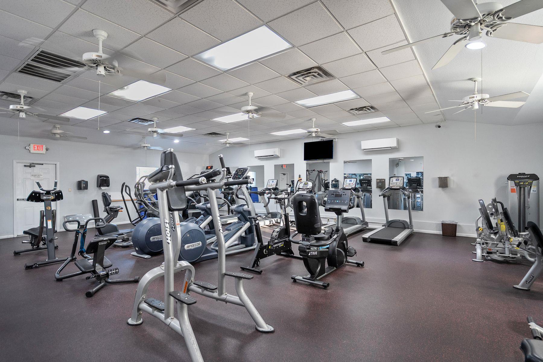 20704 Leaning Oak DR, Lago Vista