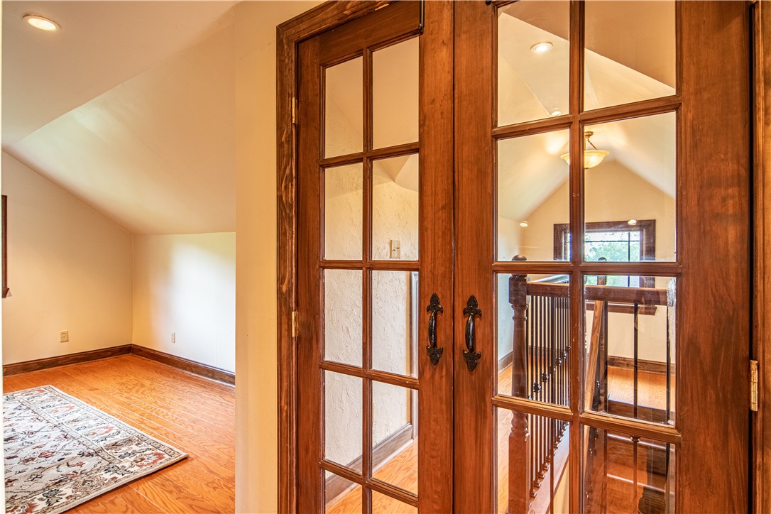 1742 Williamsburg Pl.