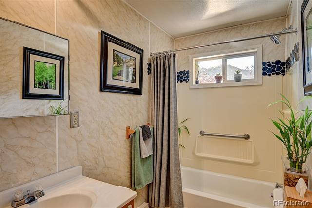 33733 County Road 373a